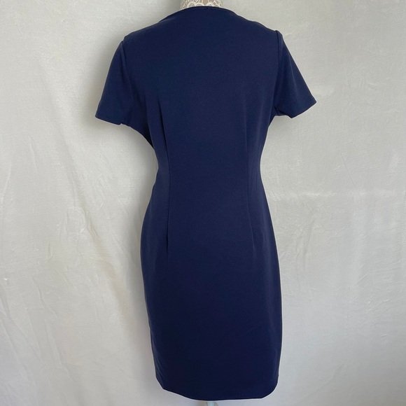 Simply Styled V-Neck Dress - Picture 2 of 3